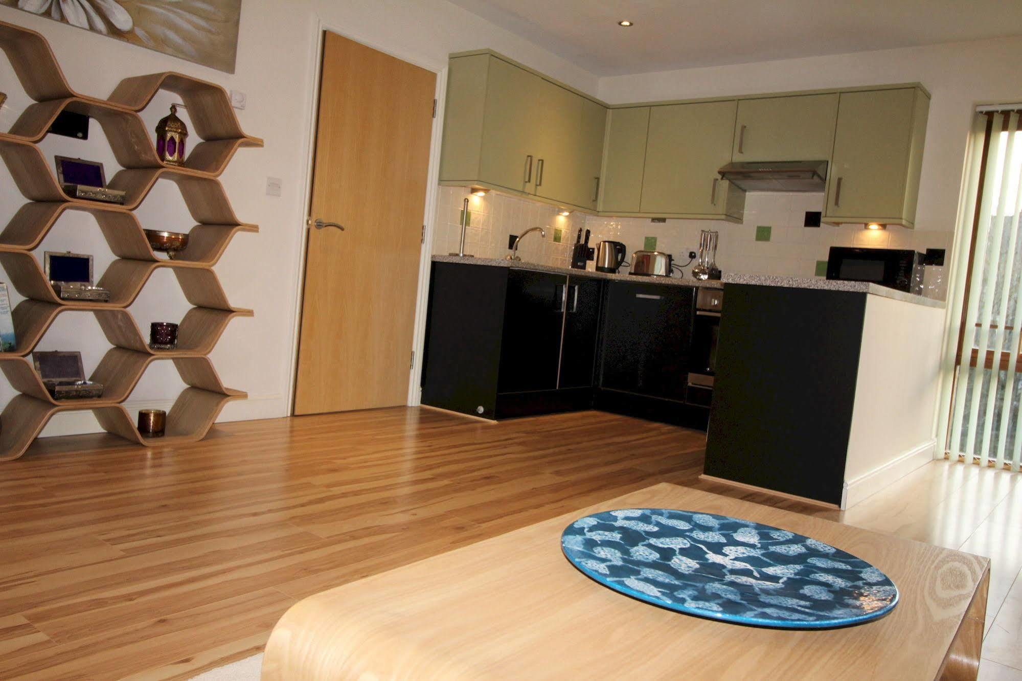Lux Living - Alpha Apartment *