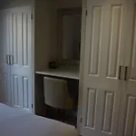 Lux Living Apartments - Alpha Apartments